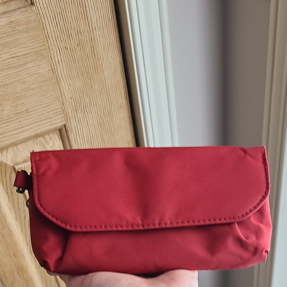 Travelon wallet RFID secure